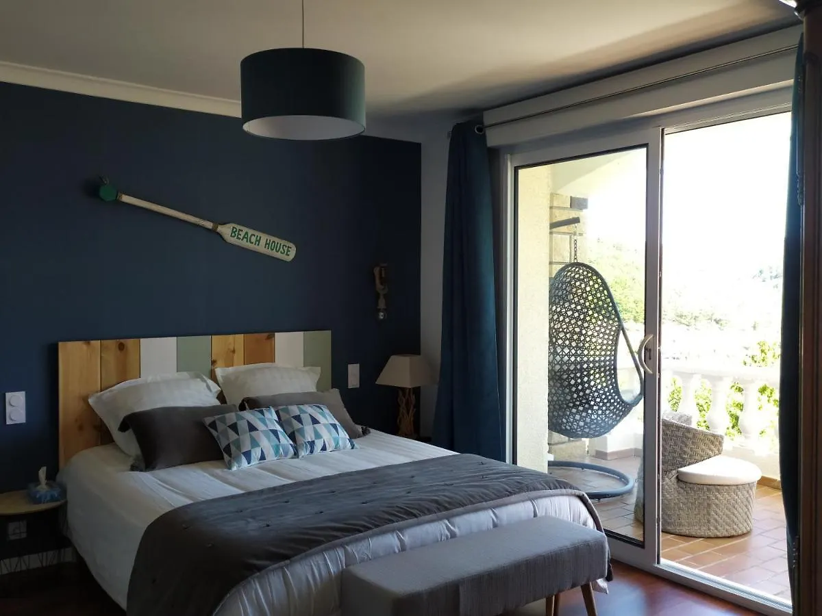 Ma villa au bord de l'eau Miremont  Maison d'hôtes