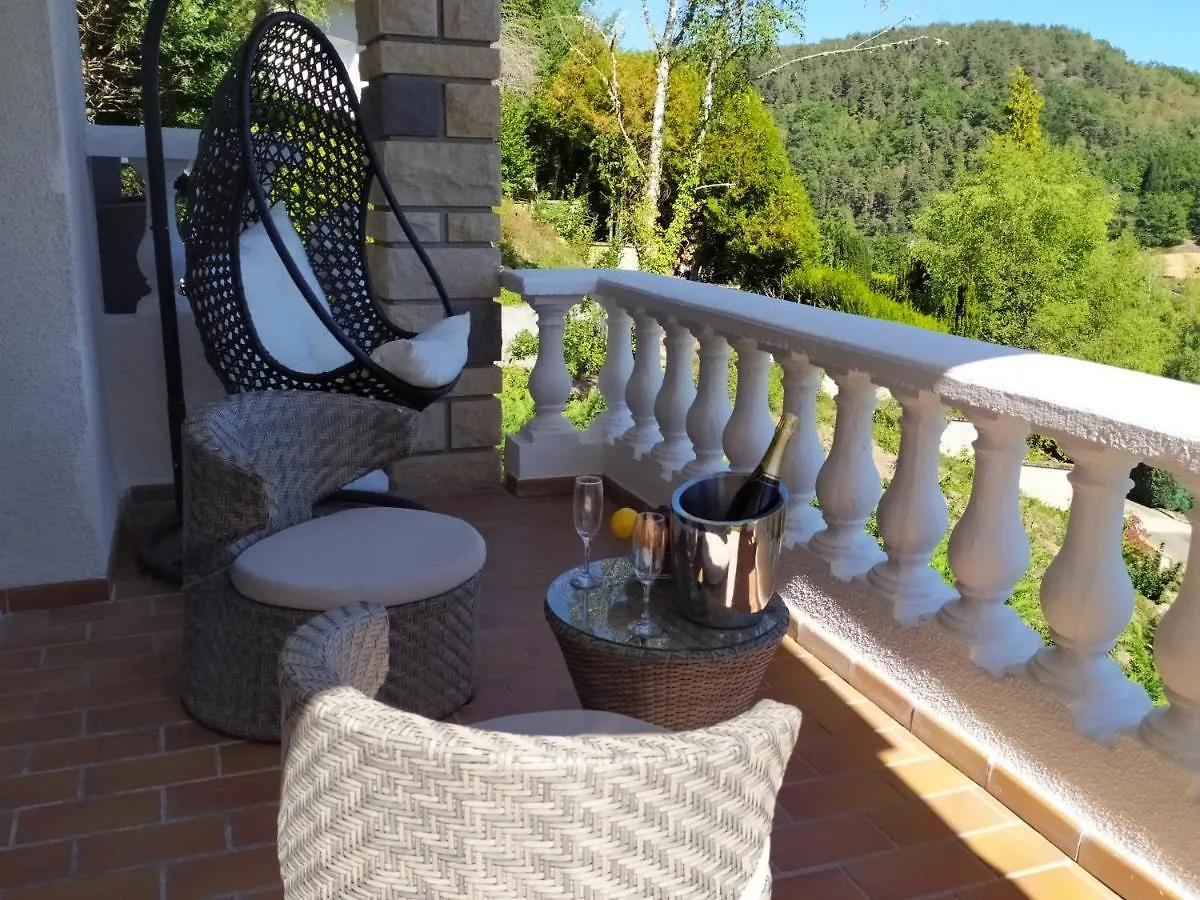 Ma villa au bord de l'eau Miremont